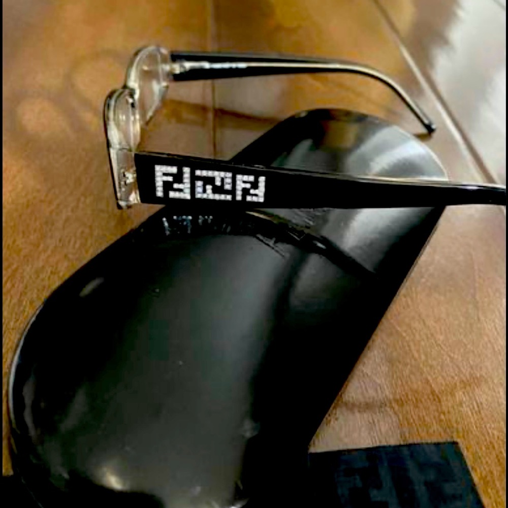 Authentic Fendi reading glasses- Like New